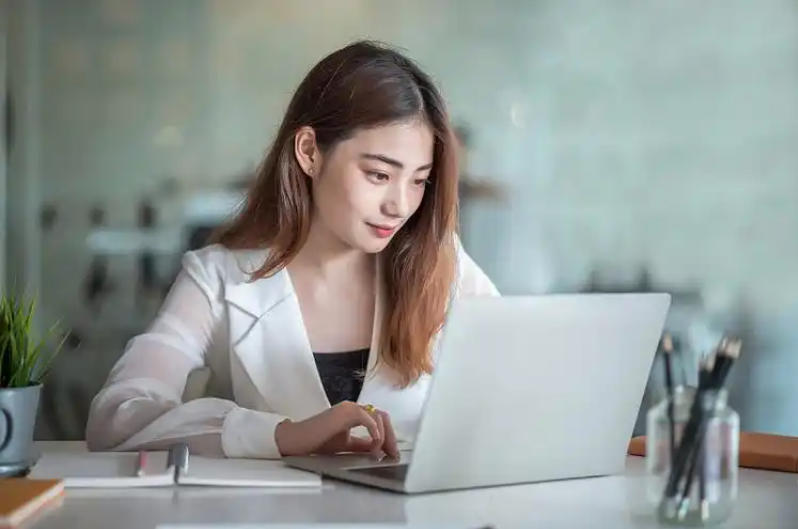 浙江华乐电子有限公司轮播图2